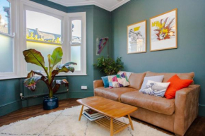 Beautiful 4 Bedroom House in North East London